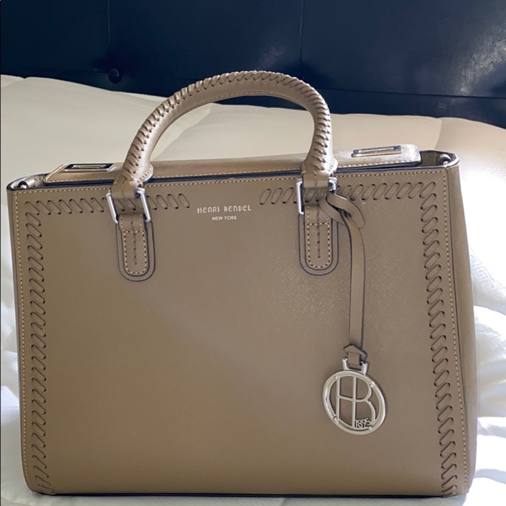 Henry bendel purse